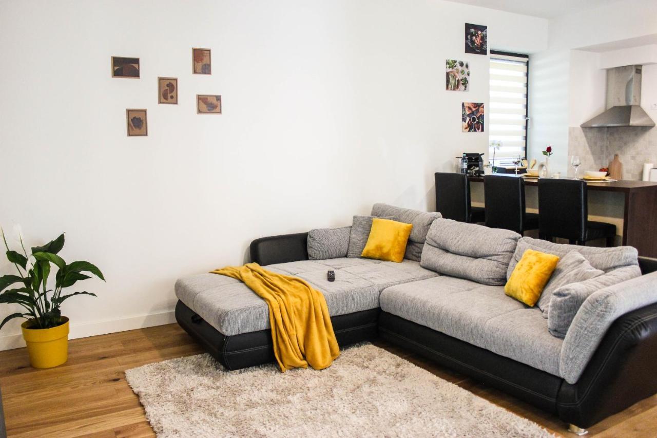 Apartmán 8Ight Brašov Exteriér fotografie